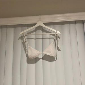 Jack’s white top bikini